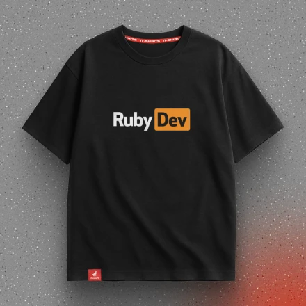 Чорна футболка «Ruby Dev», коли гарячі не тільки ролики
