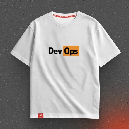 Футболка девопса «DevOps», коли зливаєш гаряче в прод